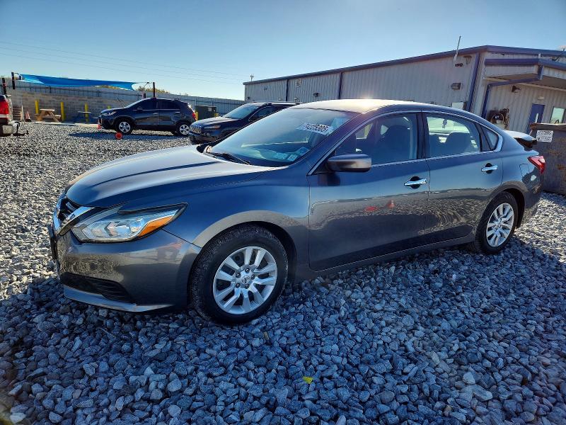 2017 Nissan Altima მანქანა იყიდება აუქციონზე, vin: 1N4AL3AP2HC224024, აუქციონის ნომერი: 74225305