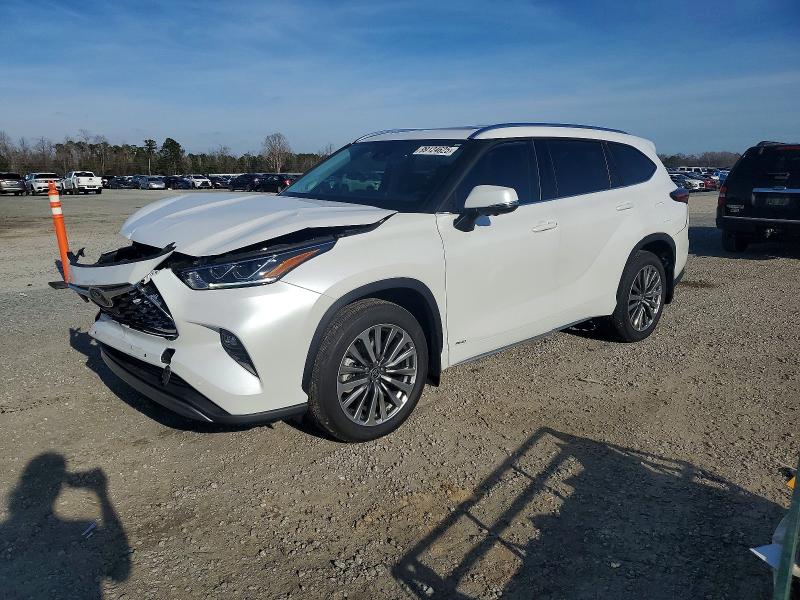 Продажа на аукционе авто 2025 Toyota Highlander, vin: 5TDKBRCH8SS648596, номер лота: 99124625