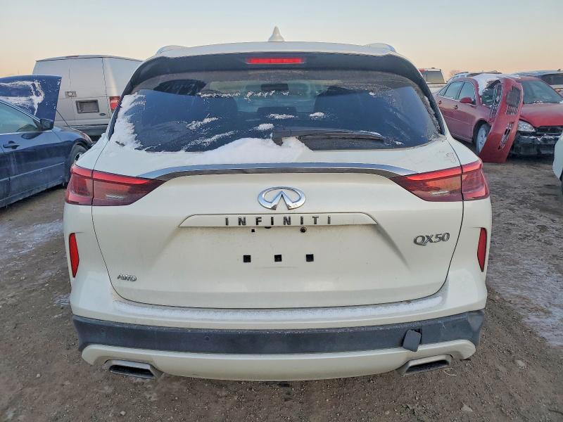 74123135 :رقم المزاد ، 3PCAJ5BB6MF114119 vin ، 2021 Infiniti Qx50 مزاد بيع