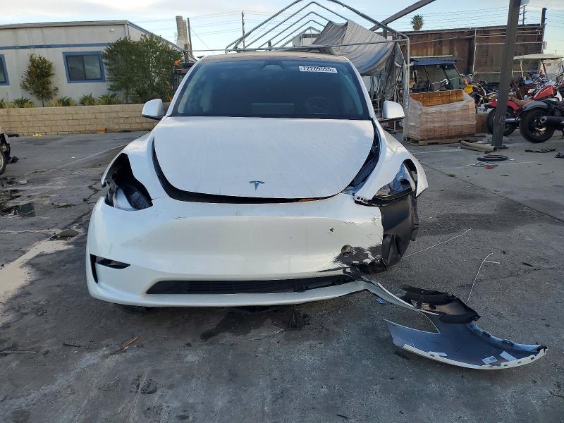72269555 :رقم المزاد ، 7SAYGDED5RF120492 vin ، 2024 Tesla Model Y مزاد بيع