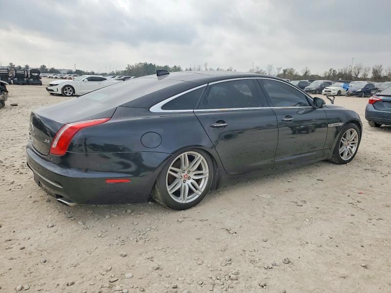 Продаж на аукціоні авто 2017 Jaguar Xjl Portfo, vin: SAJWA2G75H8W12117, номер лоту: 72196615
