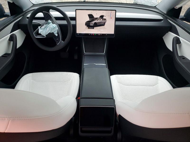 2026 Tesla Model Y მანქანა იყიდება აუქციონზე, vin: 7SAYGDEE7TA405305, აუქციონის ნომერი: 99107915