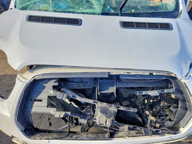 49003096 :رقم المزاد ، 1FTYE1ZM8JKA47718 vin ، 2018 Ford Transit مزاد بيع