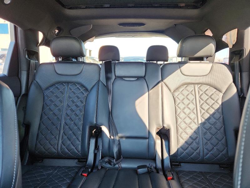 Продаж на аукціоні авто 2020 Audi Sq7, vin: WA1VWAF7XLD010136, номер лоту: 73819915