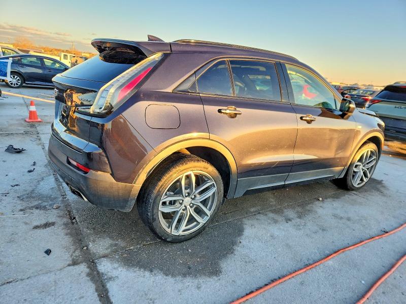 72961215 :رقم المزاد ، 1GYFZER45NF170274 vin ، 2022 Cadillac Xt4 مزاد بيع