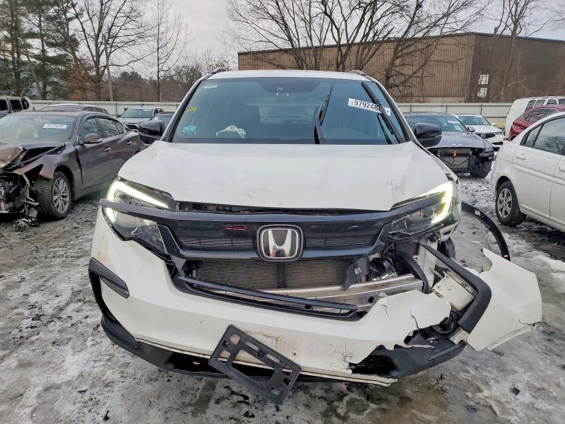 97924885 :رقم المزاد ، 5FNYF6H31NB061949 vin ، 2022 Honda Pilot مزاد بيع