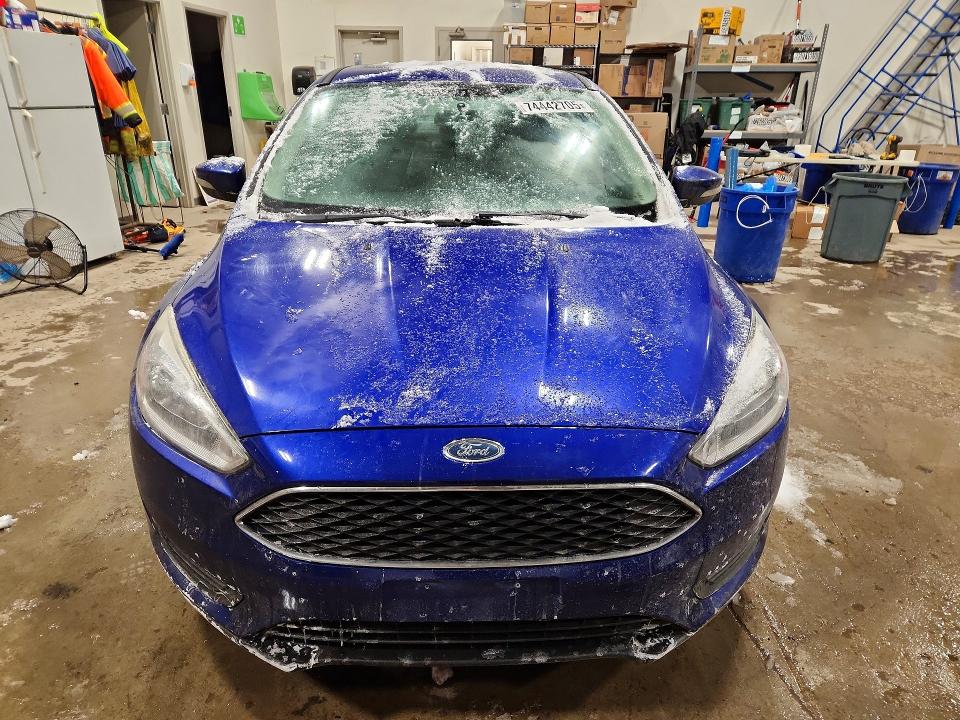 74442705 :رقم المزاد ، 1FADP3J29FL371685 vin ، 2015 Ford Focus مزاد بيع