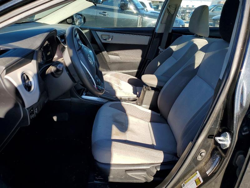 99319015 :رقم المزاد ، 5YFBURHE5JP841966 vin ، 2018 Toyota Corolla L مزاد بيع
