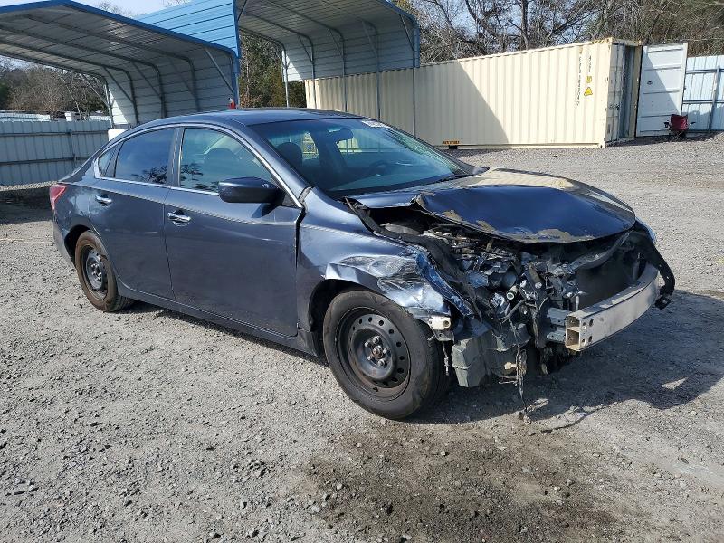 2013 Nissan Altima მანქანა იყიდება აუქციონზე, vin: 1N4AL3AP1DC217964, აუქციონის ნომერი: 74993275