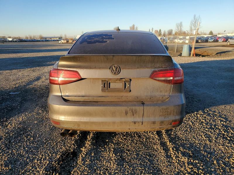 73700145 :رقم المزاد ، 3VWDB7AJ9HM392736 vin ، 2017 Volkswagen Jetta مزاد بيع