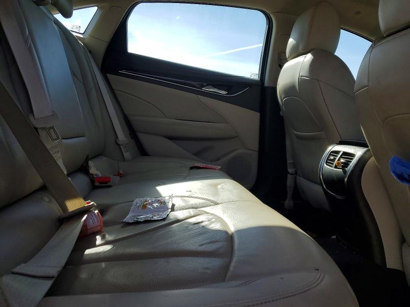 74361705 :رقم المزاد ، 1G4ZR5SS9KU108200 vin ، 2019 Buick Lacrosse مزاد بيع
