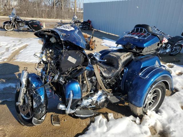 40164684 :رقم المزاد ، 1HD1MDD11JB853630 vin ، 2018 Harley-davidson Flhtcutg 115th Anniversary Tri Glide Ultra مزاد بيع