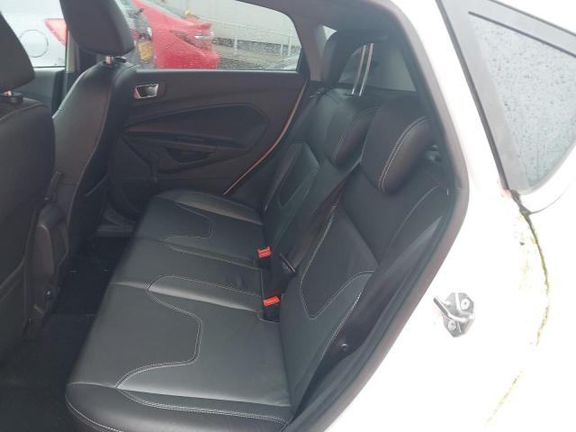 2014 Ford Fiesta Tit მანქანა იყიდება აუქციონზე, vin: WF0DXXGAKDEA47530, აუქციონის ნომერი: 43712694