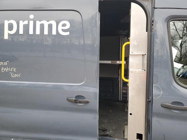 40561834 :رقم المزاد ، 1FTBR3X86LKA86953 vin ، 2020 Ford Transit مزاد بيع