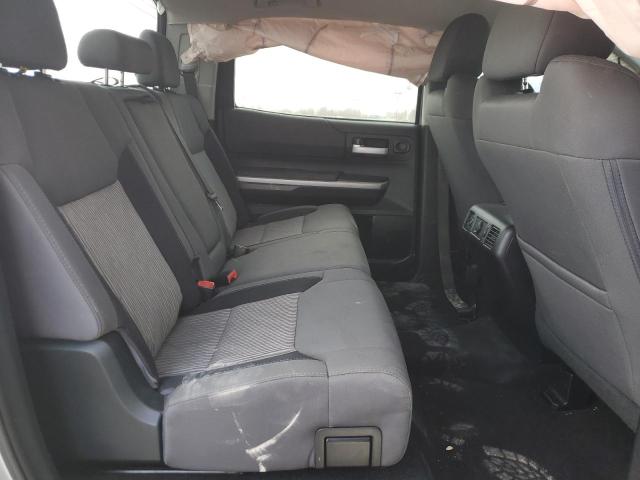 2017 Toyota Tundra Crewmax Sr5 მანქანა იყიდება აუქციონზე, vin: 5TFDW5F17HX612230, აუქციონის ნომერი: 42915214