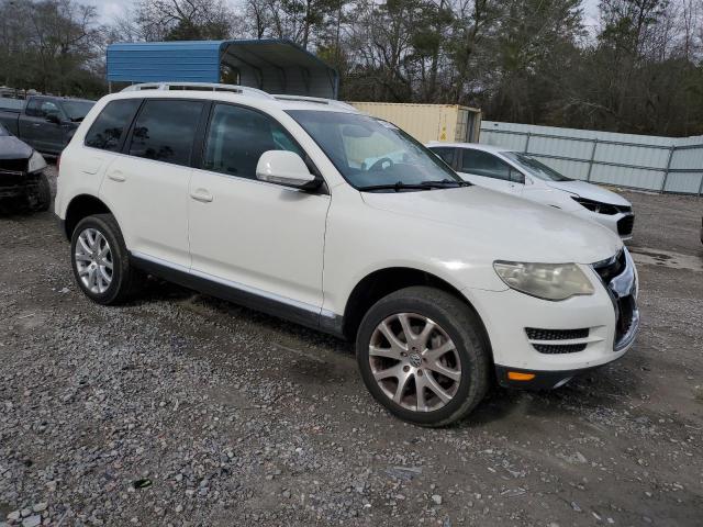 2009 Volkswagen Touareg 2 მანქანა იყიდება აუქციონზე, vin: WVGFM77LX9D036061, აუქციონის ნომერი: 44189764
