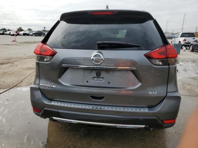 2017 Nissan Rogue S მანქანა იყიდება აუქციონზე, vin: 5N1AT2MT1HC764425, აუქციონის ნომერი: 42045544