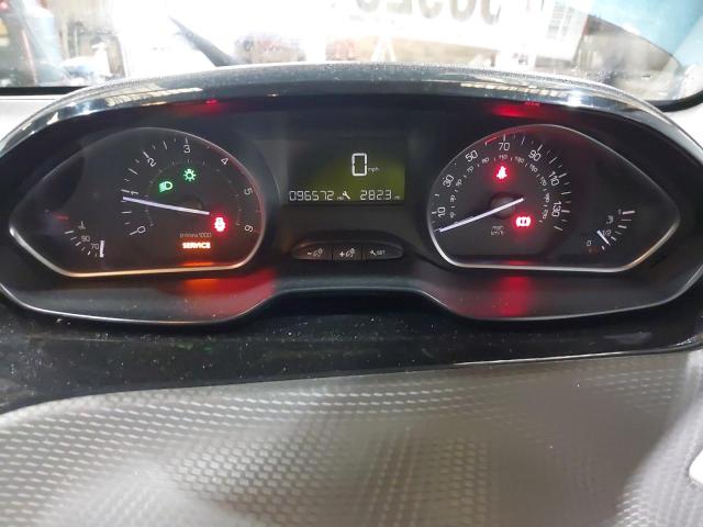 Продаж на аукціоні авто 2015 Peugeot 2008 Urban, vin: VF3CUBHY6FY086304, номер лоту: 43892844