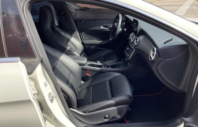 42260174 :رقم المزاد ، WDDSJ4GB0JN576847 vin ، 2018 Mercedes-benz Cla 250 4matic مزاد بيع