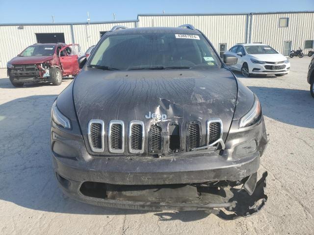 Продажа на аукционе авто 2017 Jeep Cherokee Latitude, vin: 1C4PJMCB9HW582902, номер лота: 43887924