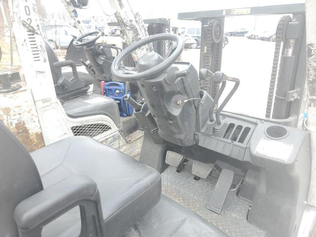 2015 Nissan Forklift მანქანა იყიდება აუქციონზე, vin: CP1F29W7620, აუქციონის ნომერი: 43834244