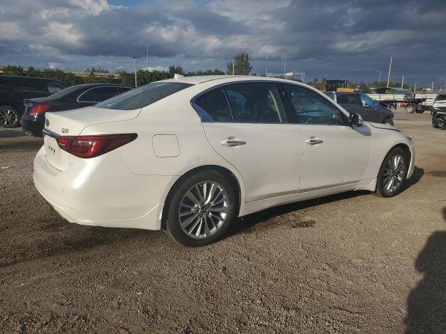 44252314 :رقم المزاد ، JN1EV7BR7MM753571 vin ، 2021 Infiniti Q50 Luxe مزاد بيع