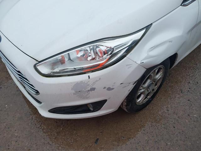 2014 Ford Fiesta Tit მანქანა იყიდება აუქციონზე, vin: WF0DXXGAKDEA47530, აუქციონის ნომერი: 43712694