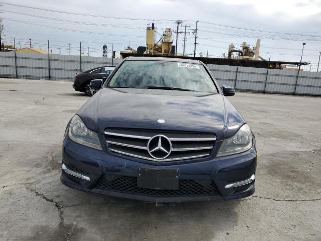 2012 Mercedes-benz C 250 მანქანა იყიდება აუქციონზე, vin: WDDGF4HB1CA645951, აუქციონის ნომერი: 44414494