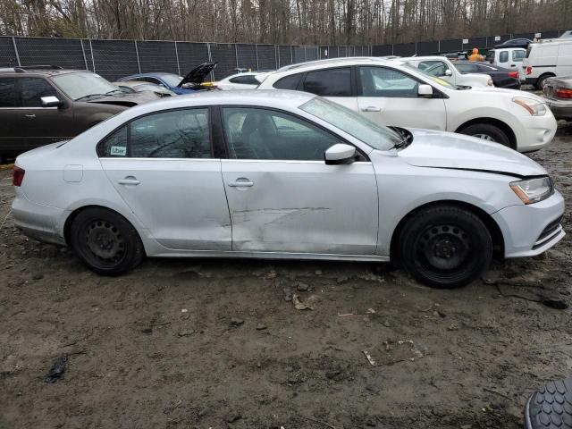 44676934 :رقم المزاد ، 3VW2B7AJ0HM388646 vin ، 2017 Volkswagen Jetta مزاد بيع