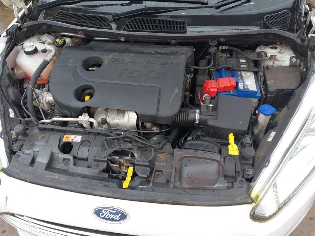 2014 Ford Fiesta Tit მანქანა იყიდება აუქციონზე, vin: WF0DXXGAKDEA47530, აუქციონის ნომერი: 43712694