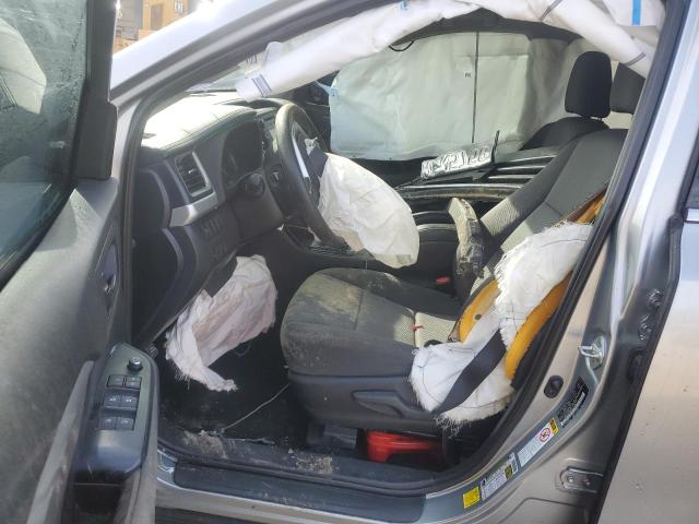 Продажа на аукционе авто 2019 Toyota Highlander Le, vin: 5TDBZRFH2KS967404, номер лота: 42488034