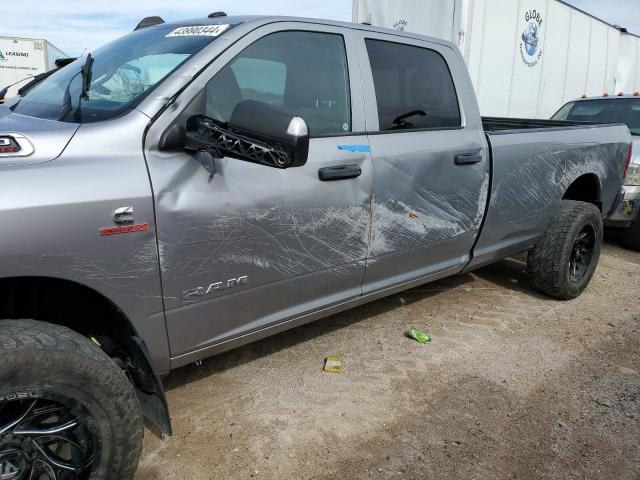 43990344 :رقم المزاد ، 3C63R3GLXMG667834 vin ، 2021 Ram 3500 Tradesman مزاد بيع