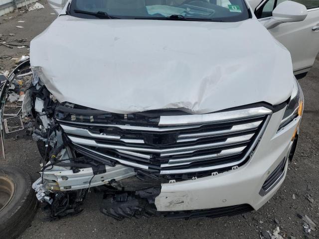 41825224 :رقم المزاد ، 1GYKNFRS1JZ212902 vin ، 2018 Cadillac Xt5 Premium Luxury مزاد بيع