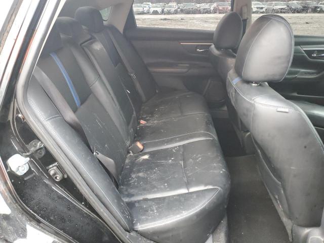 Продажа на аукционе авто 2018 Nissan Altima, vin: 1N4AL3AP2JC240083, номер лота: 43815485