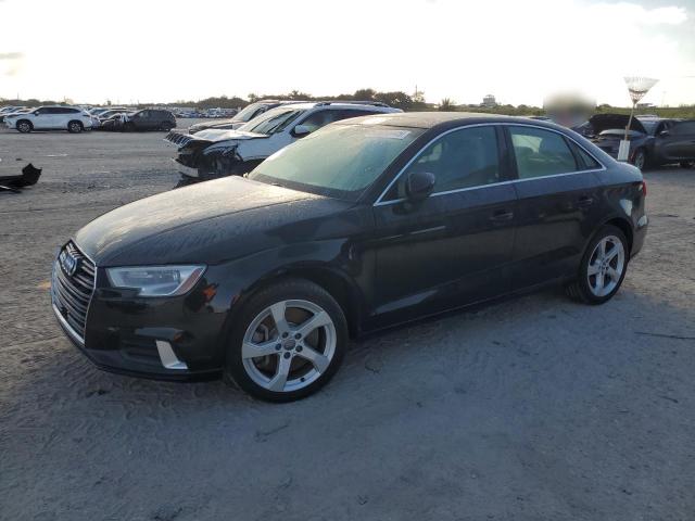 Продажа на аукционе авто 2019 Audi A3, vin: WAUBEGFF1K1018323, номер лота: 43650445