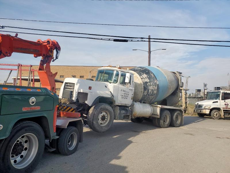 Продаж на аукціоні авто 2005 Mack 600 Dm600, vin: 1M2B209C15M030586, номер лоту: 43986255