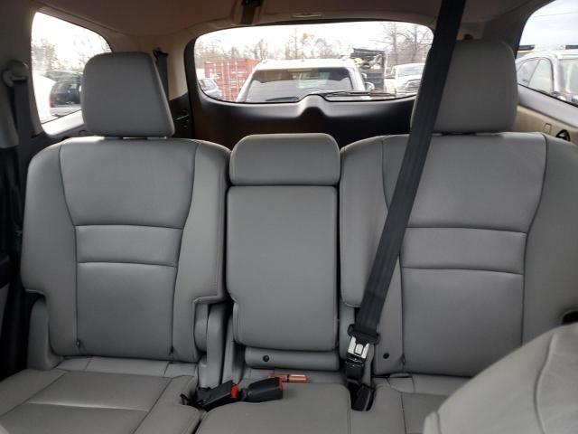46508645 :رقم المزاد ، 5FNYF5H58JB033362 vin ، 2018 Honda Pilot مزاد بيع