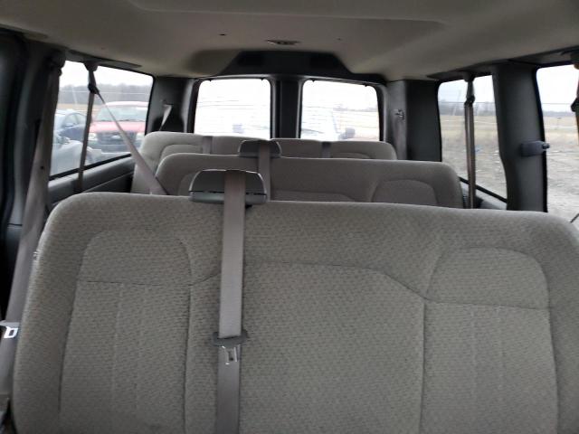 43637225 :رقم المزاد ، 1GAZGMFG9H1189485 vin ، 2017 Chevrolet Express مزاد بيع