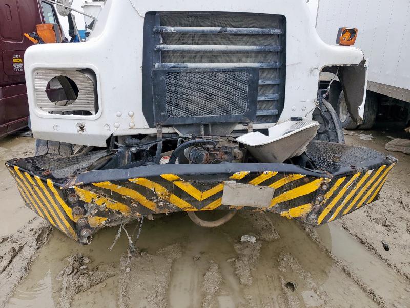 Продаж на аукціоні авто 2005 Mack 600 Dm600, vin: 1M2B209C15M030586, номер лоту: 43986255