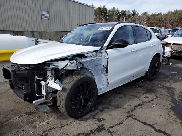 45037005 :رقم المزاد ، ZASPAKBN6M7D14370 vin ، 2021 Alfa Romeo Stelvio مزاد بيع