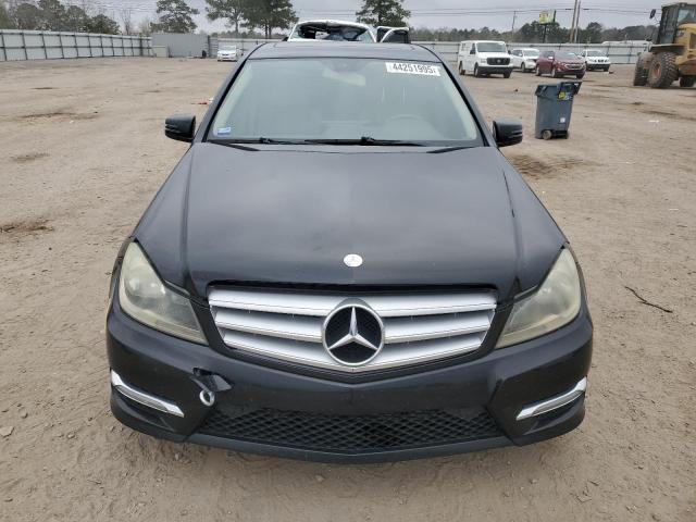 Продаж на аукціоні авто 2013 Mercedes-benz C, vin: WDDGF4HB4DR261889, номер лоту: 44251995