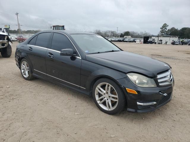 Продаж на аукціоні авто 2013 Mercedes-benz C, vin: WDDGF4HB4DR261889, номер лоту: 44251995