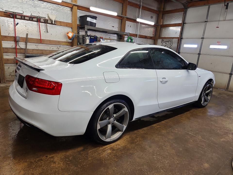 78608575 :رقم المزاد ، WAUMFAFR7FA025716 vin ، 2015 Audi A5 مزاد بيع