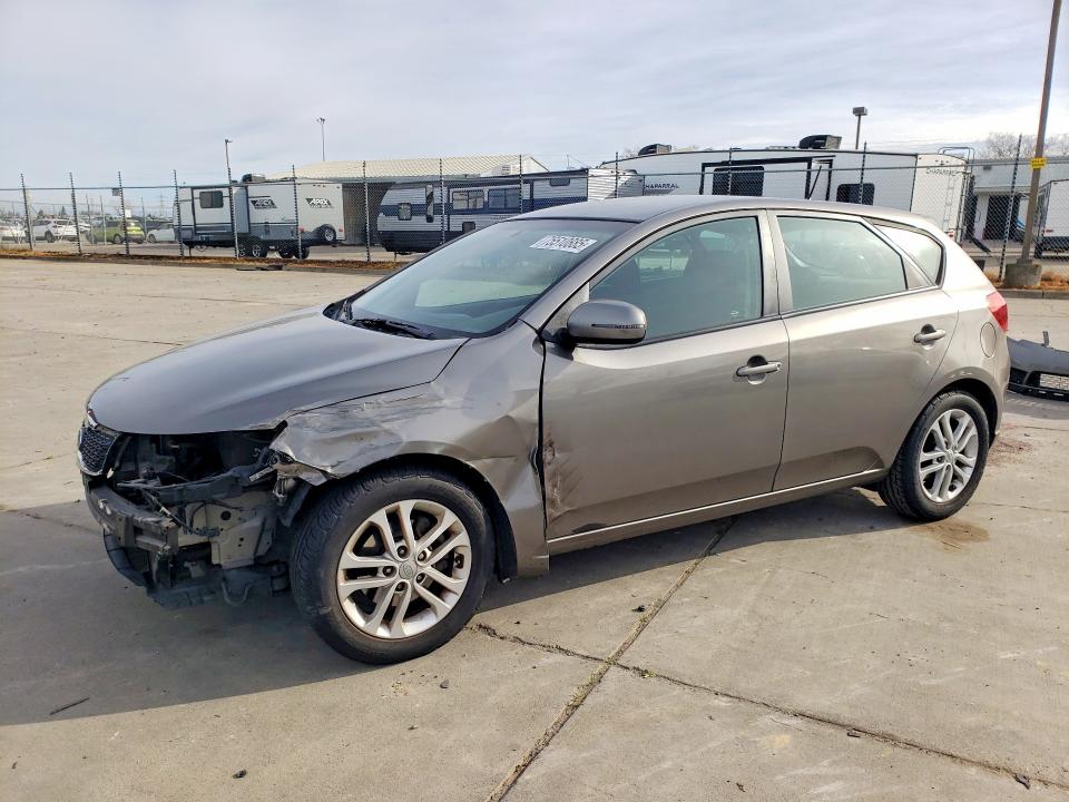 2012 Kia Forte5 მანქანა იყიდება აუქციონზე, vin: KNAFU5A2XC5514132, აუქციონის ნომერი: 75510885