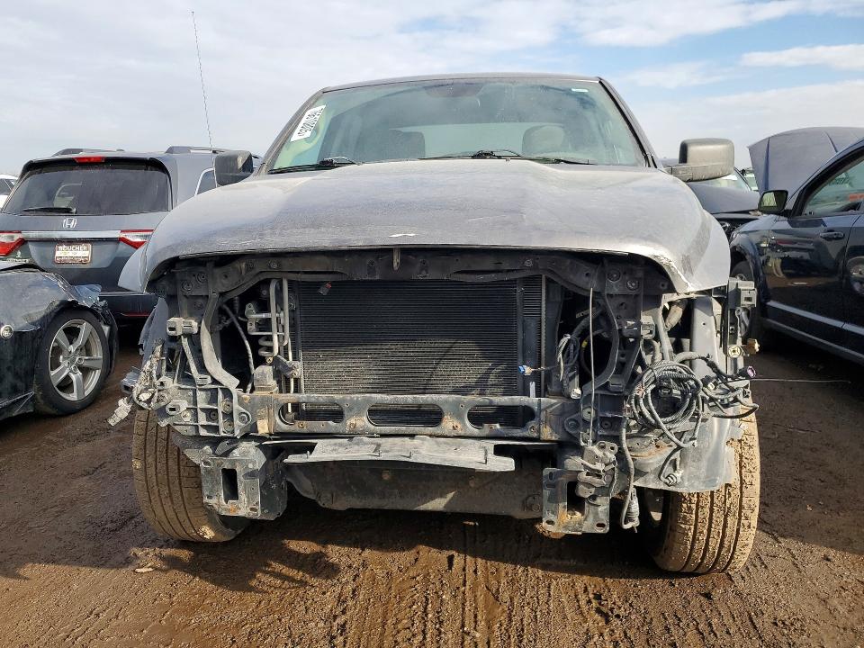 Продаж на аукціоні авто 2018 Ram 1500, vin: 1C6RR7KG1JS102145, номер лоту: 76610805