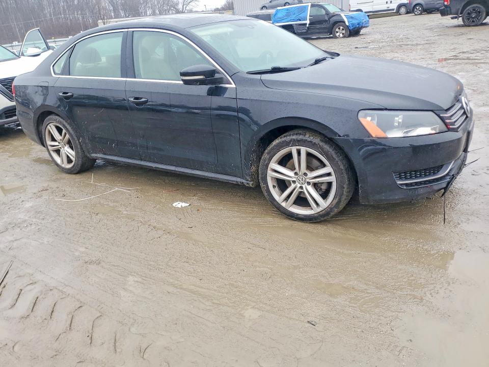 2014 Volkswagen Passat მანქანა იყიდება აუქციონზე, vin: 1VWBT7A38EC035521, აუქციონის ნომერი: 77532835