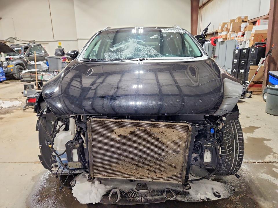 76463835 :رقم المزاد ، 5XYPGDA37KG456214 vin ، 2019 Kia Sorento مزاد بيع
