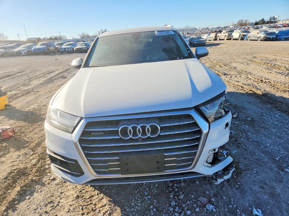 77657805 :رقم المزاد ، WA1VAAF74KD015863 vin ، 2019 Audi Q7 مزاد بيع