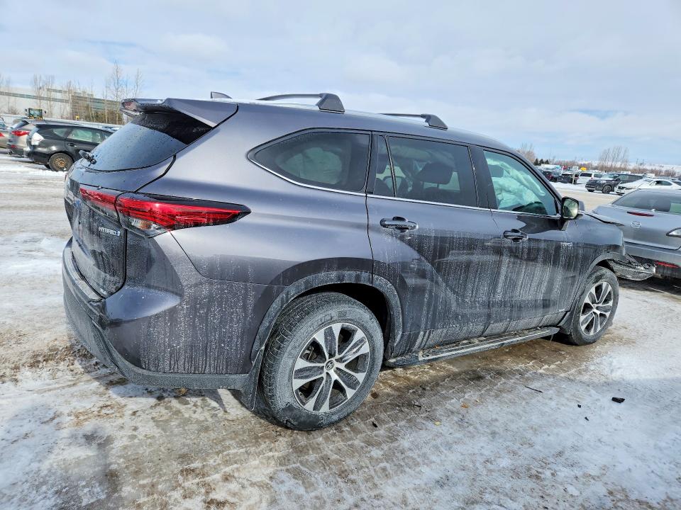 2021 Toyota Highlander მანქანა იყიდება აუქციონზე, vin: 5TDGBRCHXMS048980, აუქციონის ნომერი: 76603875