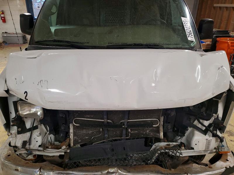 52020596 :رقم المزاد ، 1GCWGFCA0E1162290 vin ، 2014 Chev Express G2500 مزاد بيع